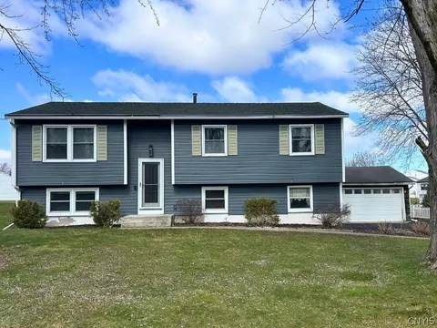 202 Juneway Dr, Sullivan, NY 13037