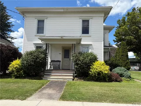 36 State St, Tully, NY 13159