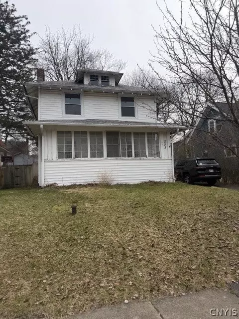253 Fenway Dr, Syracuse, NY 13224