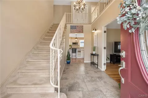 Entry Way - 621 Deerfield Dr, Oneida, NY 13421 photo 1 of 4
