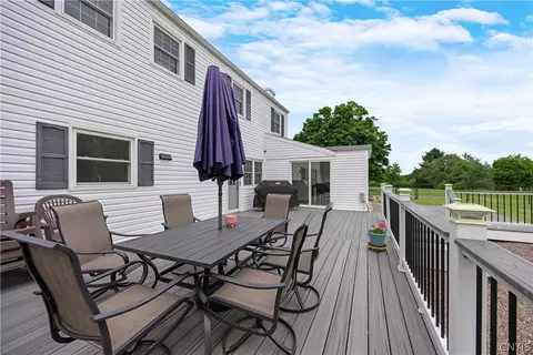 Exterior - 621 Deerfield Dr, Oneida, NY 13421 photo 11 of 11