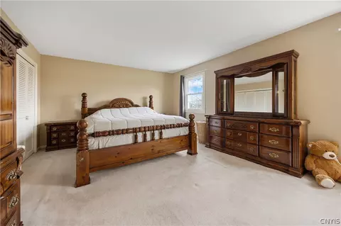 Bedroom - 621 Deerfield Dr, Oneida, NY 13421 photo 1 of 6