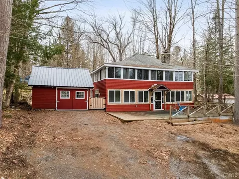 7 Irish Ln, Forestport, NY 13338