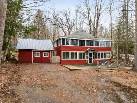7 Irish Ln, Forestport, NY 13338