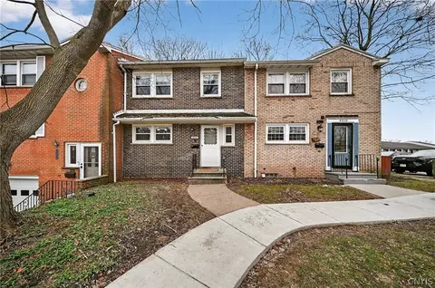 4312 Candlelight Ln, Liverpool, NY 13090