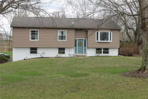 10074 Bonta Bridge Rd, Cato, NY 13080