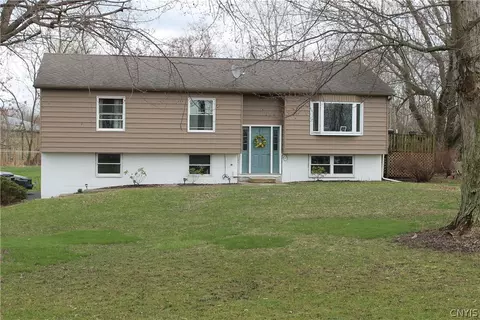 10074 Bonta Bridge Rd, Cato, NY 13080