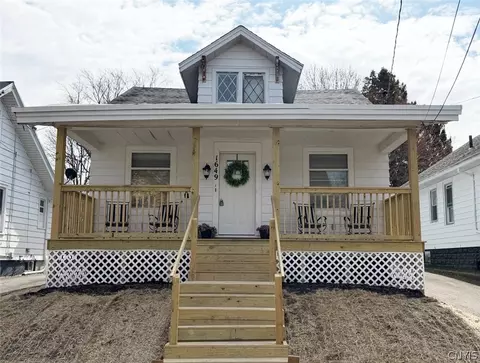 1649 Bennett St, Utica, NY 13502