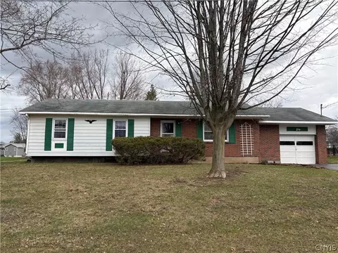 302 Gordon Ave, Sherrill, NY 13461