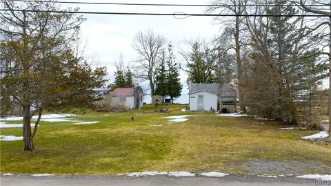 5492 Nutting Street Rd, Henderson, NY 13650