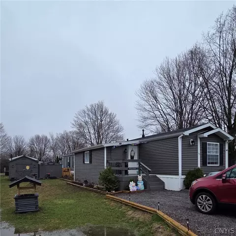 53 Brett St, Verona, NY 13478