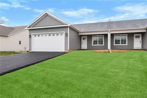 300 Nicks Way, Geddes, NY 13209