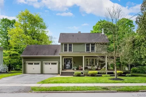 15 W Kendrick Ave, Hamilton, NY 13346