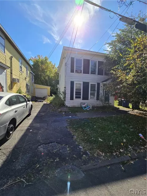 410 Ash St, Syracuse, NY 13208