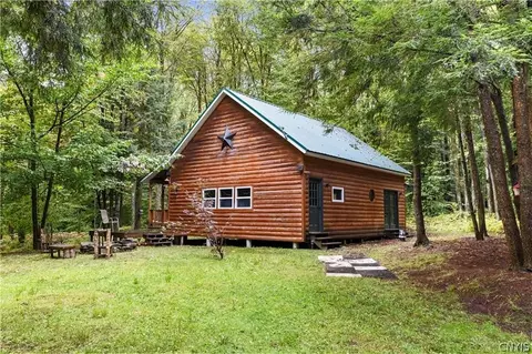 11481 Westdale Rd, Florence, NY 13483