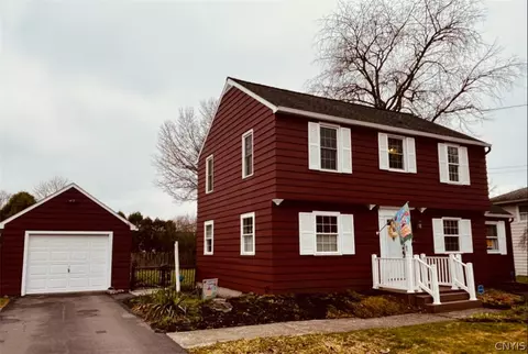 6 Morningside Dr, Cortland, NY 13045