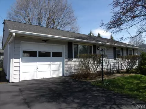 839 Lamont Cir, Cortlandville, NY 13045