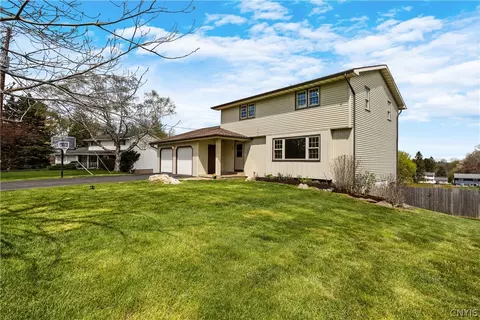 4175 Old Winding, Onondaga, NY 13215