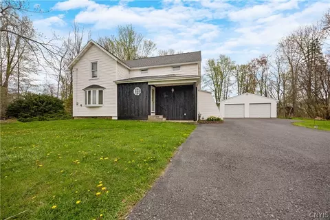 8258 Thompson Rd, Cicero, NY 13039