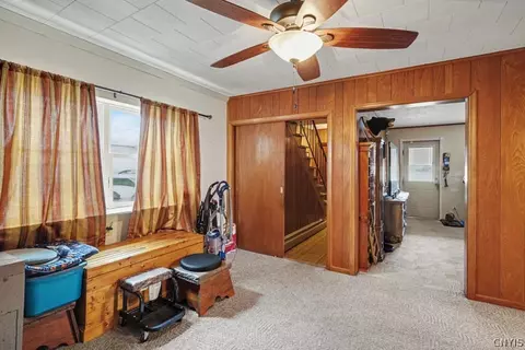 Entry Way - 549 State Rt 5s, German Flatts, NY 13407 photo 1 of 3
