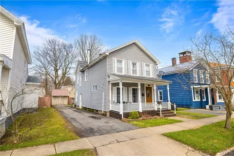 14 Moseley St, Whitestown, NY 13492