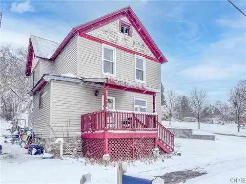 214 Main St, Morristown, NY 13664