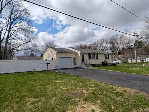 421 Wells Ave W, Syracuse, NY 13212