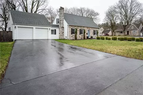 1 Allen Rd, New Hartford, NY 13413