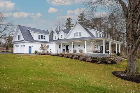 3189 E Lake Rd, Skaneateles, NY 13152