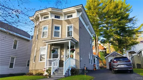 14 Diamond St, Little Falls, NY 13365