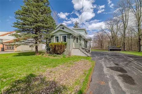 6286 Fly Rd, East Syracuse, NY 13057