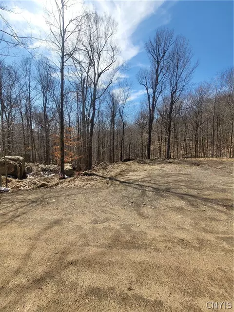 115 Mohawk Dr, Webb, NY 13420