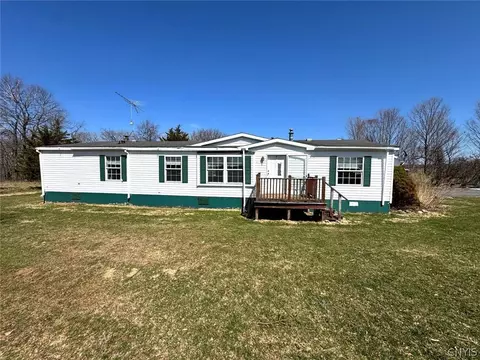 11141 Ayles Rd, Adams, NY 13605