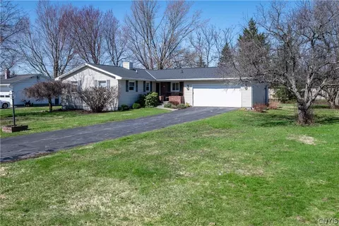 5875 Columbus Dr, Marcy, NY 13403