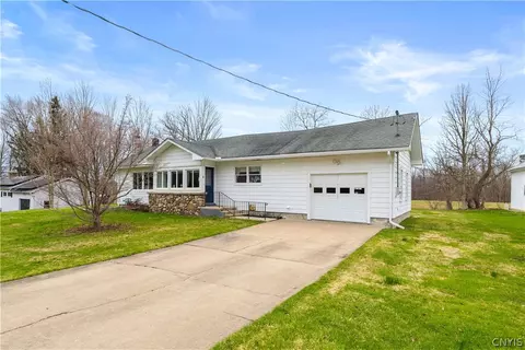 4959 Westmoreland Rd, Whitesboro, NY 13492