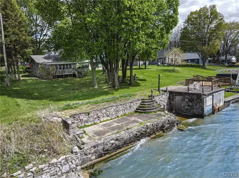 5083 Kozy Kove Rd, Springport, NY 13034