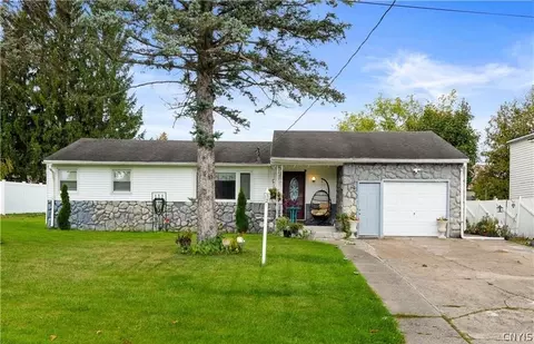 1809 Lansing St, Utica, NY 13501