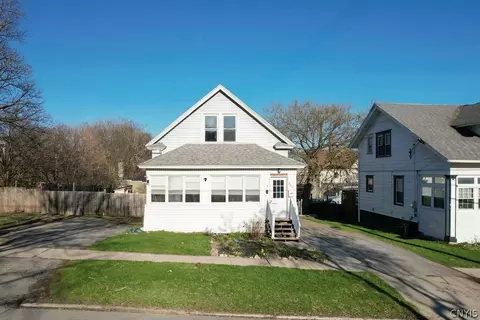 322 Winton St, Syracuse, NY 13203