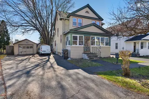 117 Ross Park, Syracuse, NY 13208