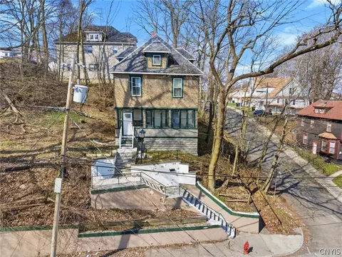 412 S Beech St, Syracuse, NY 13210