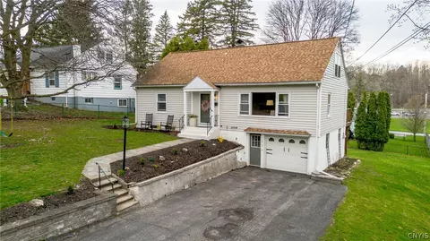 104 E Granger Rd, Geddes, NY 13219