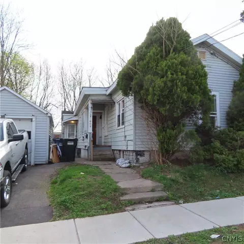 605 Carbon St, Syracuse, NY 13208