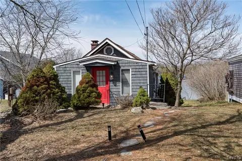 11917 County Route 125, Lyme, NY 13622