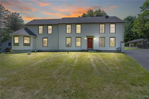 2776 Falls Rd, Marcellus, NY 13108