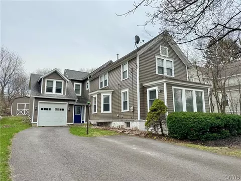 4458 Apulia Rd, Jamesville, NY 13078