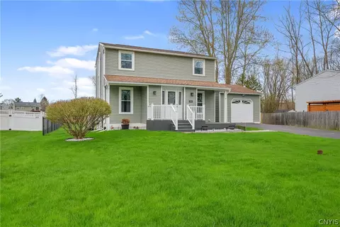 5092 Hackberry Ln, Clay, NY 13041