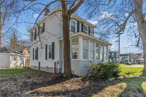 467 S Massey St, Watertown, NY 13601