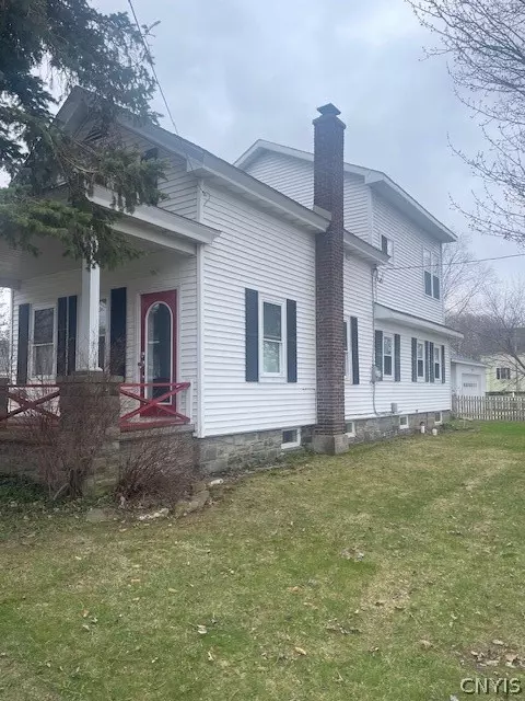 26 E 10th St, Oswego, NY 13126