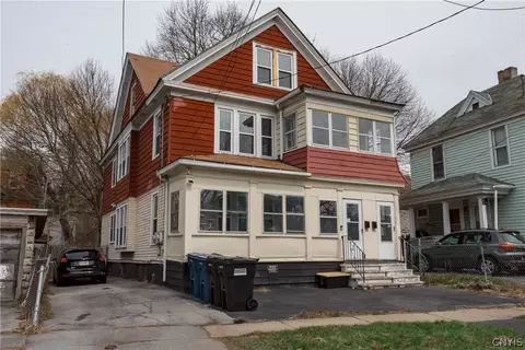 101 Elizabeth St #3, Syracuse, NY 13205