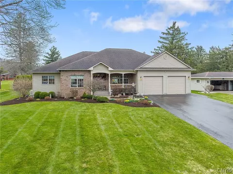1239 Bell Dr, Cortlandville, NY 13045
